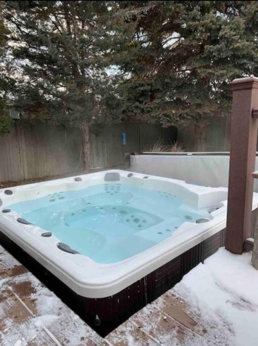 Wasatch Front Home With Pool Close To Everything! Мъри Екстериор снимка