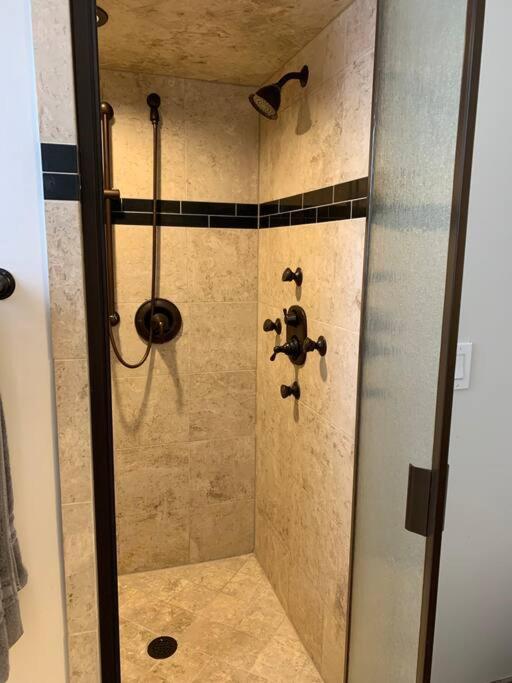 Wasatch Front Home With Pool Close To Everything! Мъри Екстериор снимка