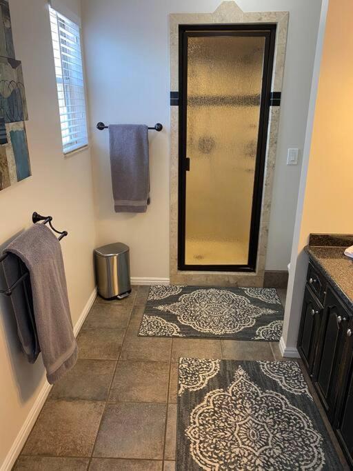 Wasatch Front Home With Pool Close To Everything! Мъри Екстериор снимка